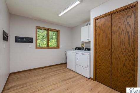 48818 Old River Bluff Road St. Peter MN 56082