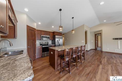 611 Mari-dean Boulevard Lake Crystal MN 56055
