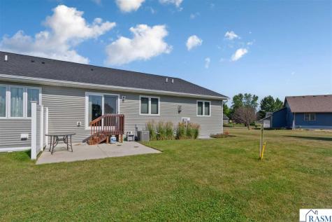 611 Mari-dean Boulevard Lake Crystal MN 56055