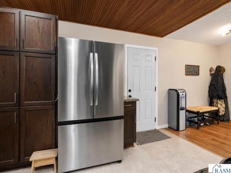313 SE 1st Street Madelia MN 56062