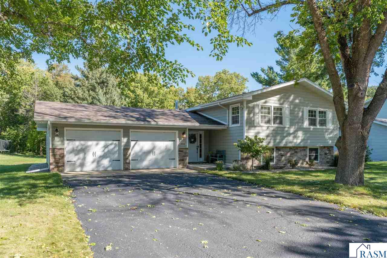 204 Viking Drive Mankato MN 56001