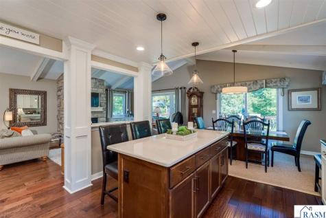 204 Viking Drive Mankato MN 56001