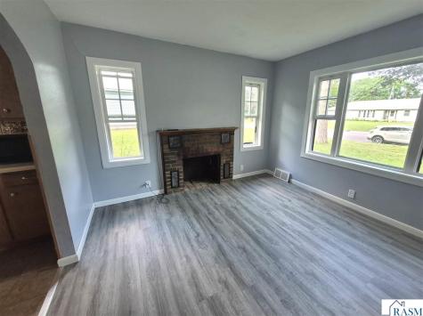 1116 N Armstrong Boulevard St. James MN 56081