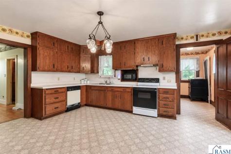 42328 750th Avenue St. James MN 56081