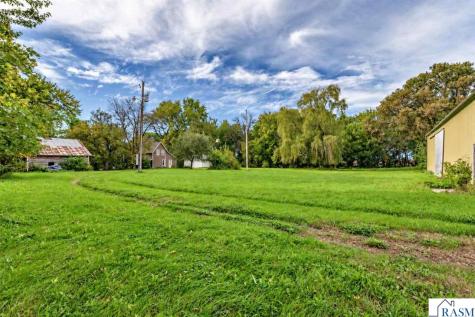 42328 750th Avenue St. James MN 56081