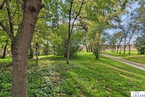 42328 750th Avenue St. James MN 56081