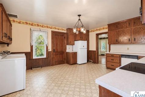42328 750th Avenue St. James MN 56081