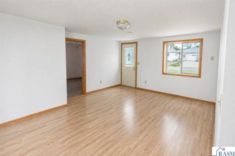 315 NE Buck Avenue Madelia MN 56062