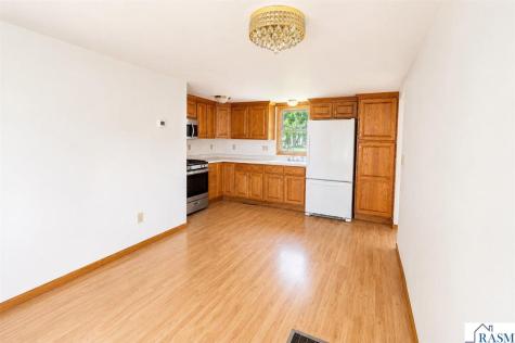 315 NE Buck Avenue Madelia MN 56062