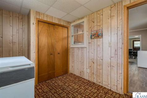 106 W South Street Janesville MN 56048
