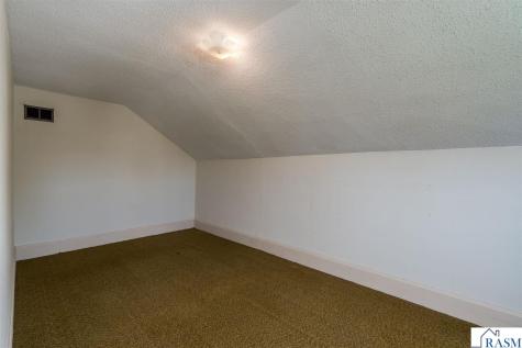 106 W South Street Janesville MN 56048