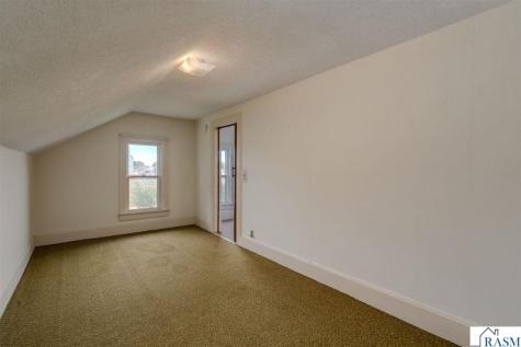 106 W South Street Janesville MN 56048