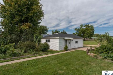 106 W South Street Janesville MN 56048