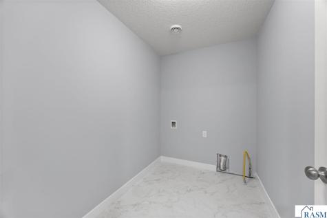 336 Ridge Road Le Sueur MN 56058