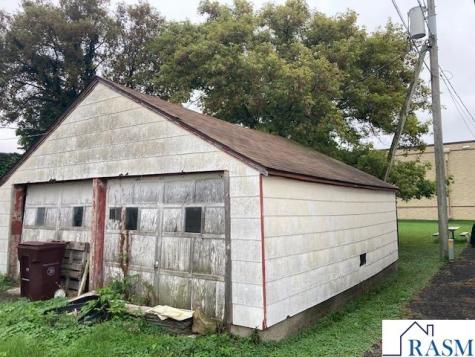 109 W Ruth Street Mankato MN 56001