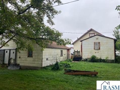 109 W Ruth Street Mankato MN 56001