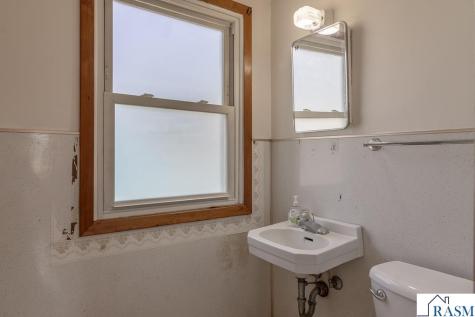 802 Center Street North Mankato MN 56003
