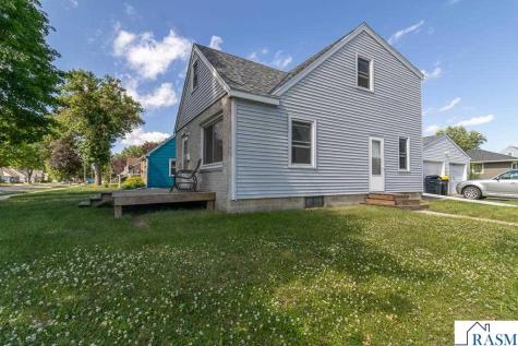 802 Center Street North Mankato MN 56003