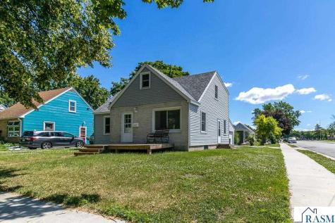 802 Center Street North Mankato MN 56003