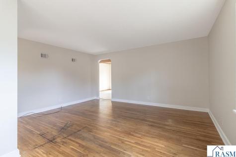 802 Center Street North Mankato MN 56003