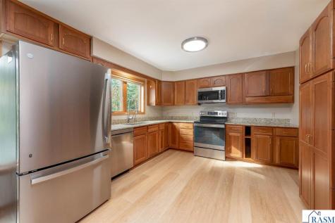 208 Chancery Lane Mankato MN 56001