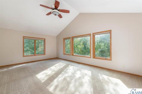 208 Chancery Lane Mankato MN 56001