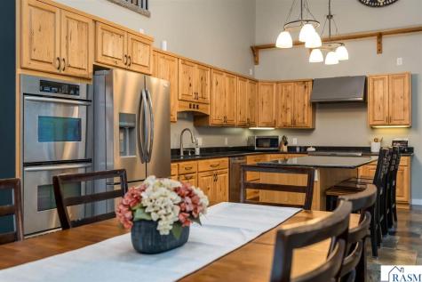 1139 Birch Avenue Mankato MN 56001