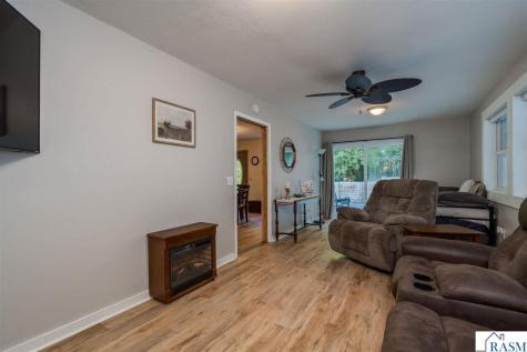 1139 Birch Avenue Mankato MN 56001