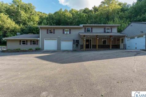 1139 Birch Avenue Mankato MN 56001