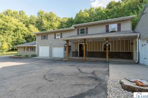 1139 Birch Avenue Mankato MN 56001