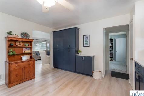 202 Ellis Avenue Mankato MN 56001