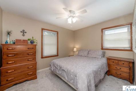 202 Ellis Avenue Mankato MN 56001