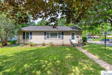 202 Ellis Avenue Mankato MN 56001