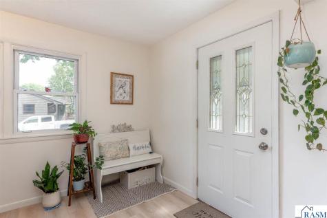 202 Ellis Avenue Mankato MN 56001