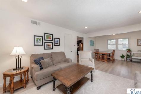 202 Ellis Avenue Mankato MN 56001