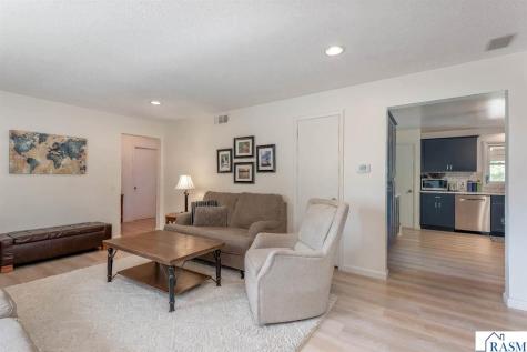 202 Ellis Avenue Mankato MN 56001