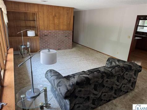799 SW 4 Street Wells MN 56097-4302