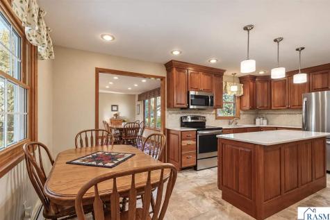 507 SW 1st Street Madelia MN 56062