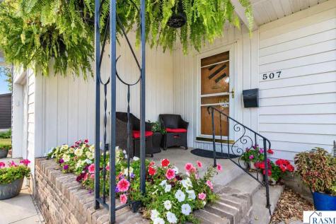 507 SW 1st Street Madelia MN 56062