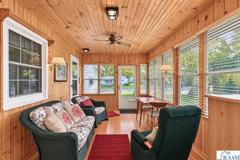 507 SW 1st Street Madelia MN 56062