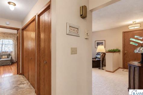 507 SW 1st Street Madelia MN 56062