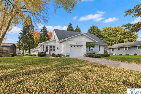 507 SW 1st Street Madelia MN 56062