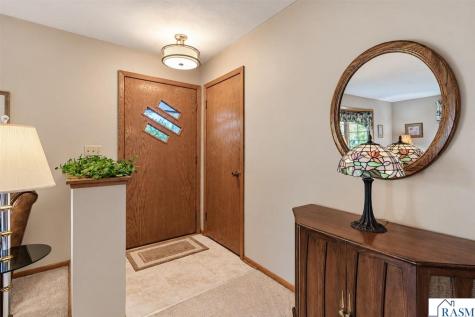 507 SW 1st Street Madelia MN 56062