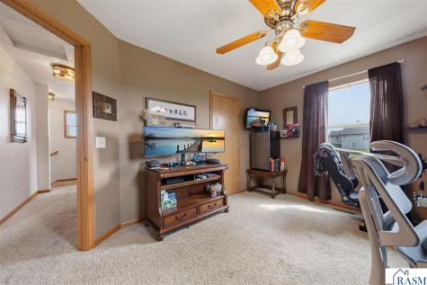 2502 NE 6th Street Waseca MN 56093