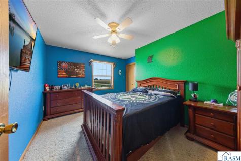 2502 NE 6th Street Waseca MN 56093