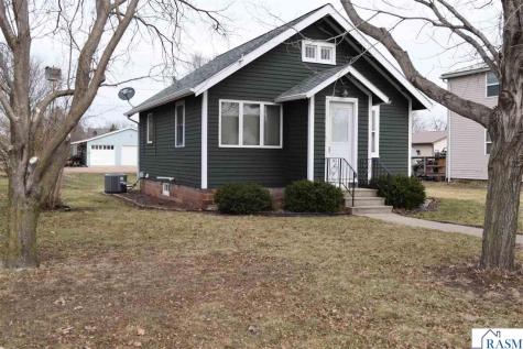 213 Brown Street W Comfrey MN 56019