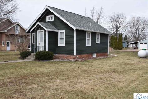 213 Brown Street W Comfrey MN 56019