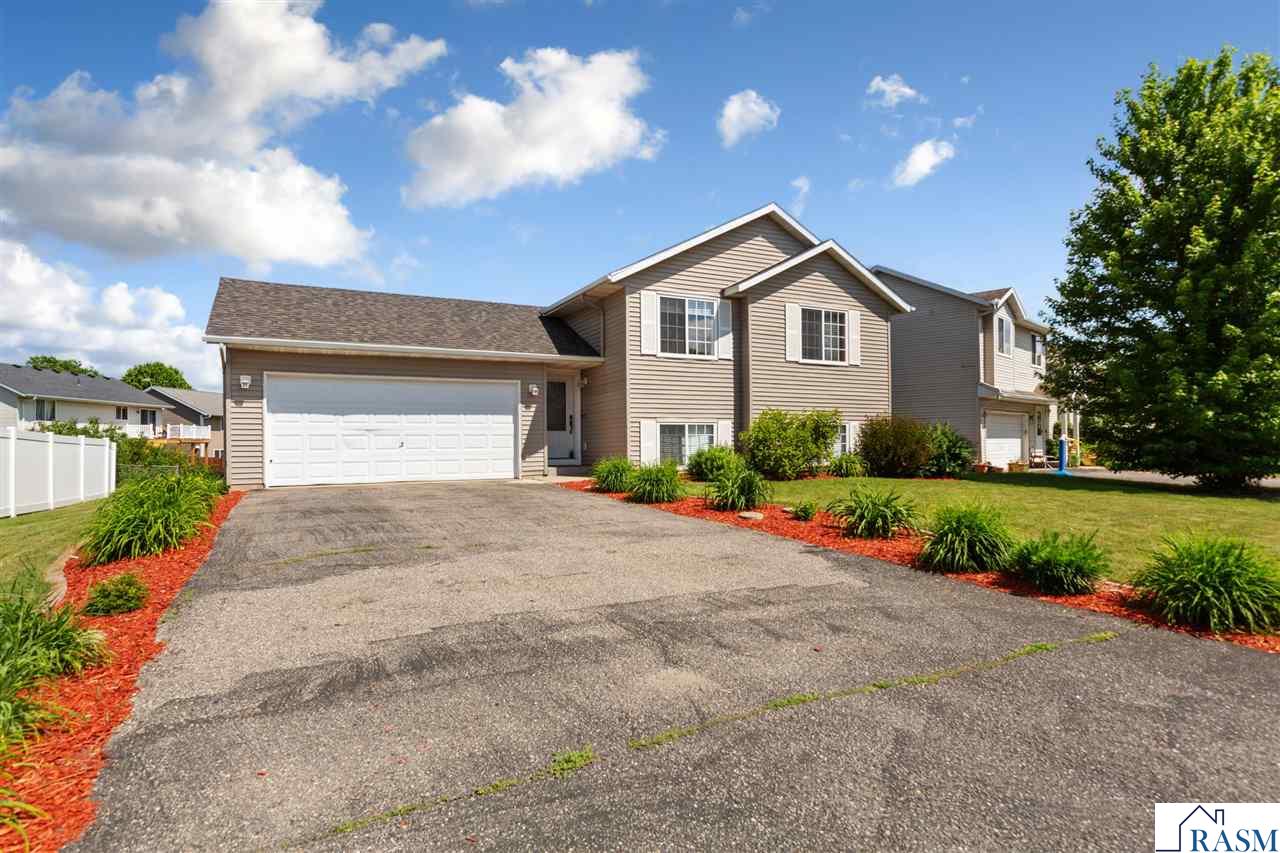 829 Tanager Road Mankato MN 56001