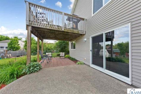 829 Tanager Road Mankato MN 56001