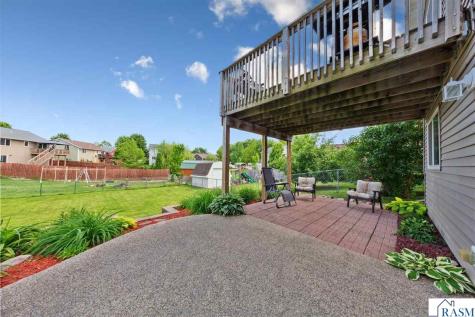 829 Tanager Road Mankato MN 56001